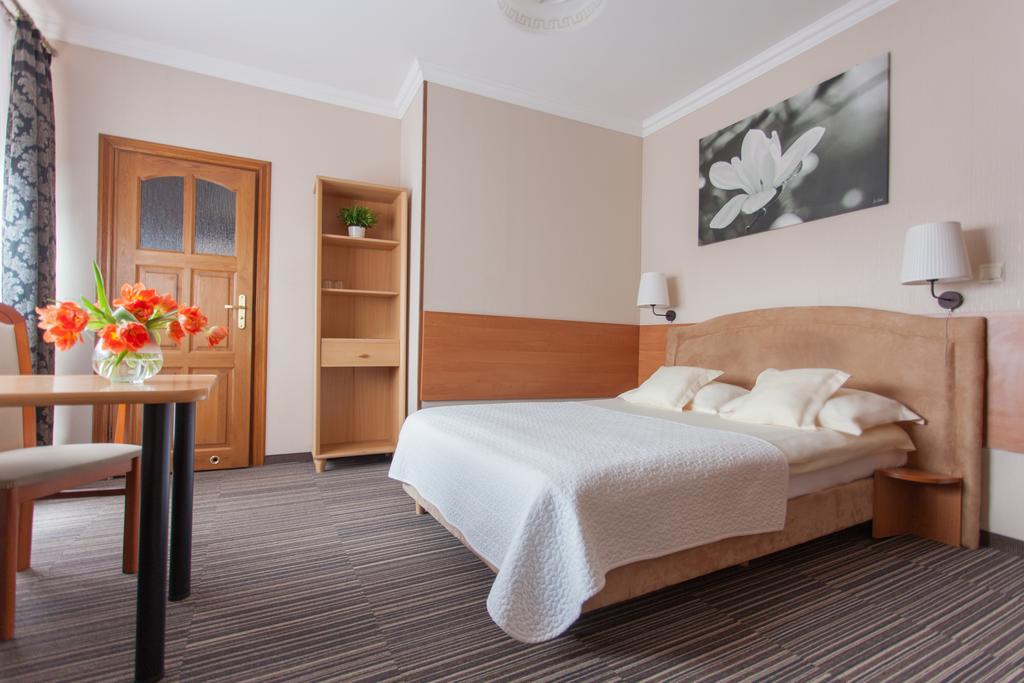 Villa Anna Gdansk - Noclegi Rooms - Free Parking Dış mekan fotoğraf
