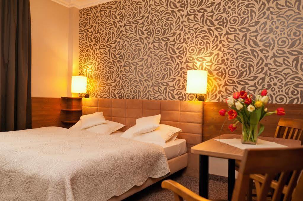 Villa Anna Gdansk - Noclegi Rooms - Free Parking Dış mekan fotoğraf